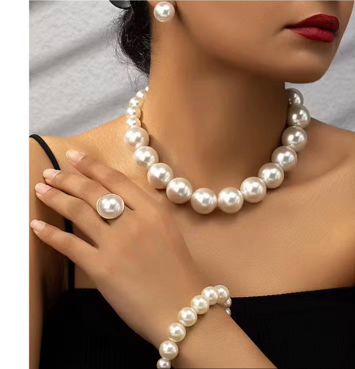Cultured Pearl Strand Necklace