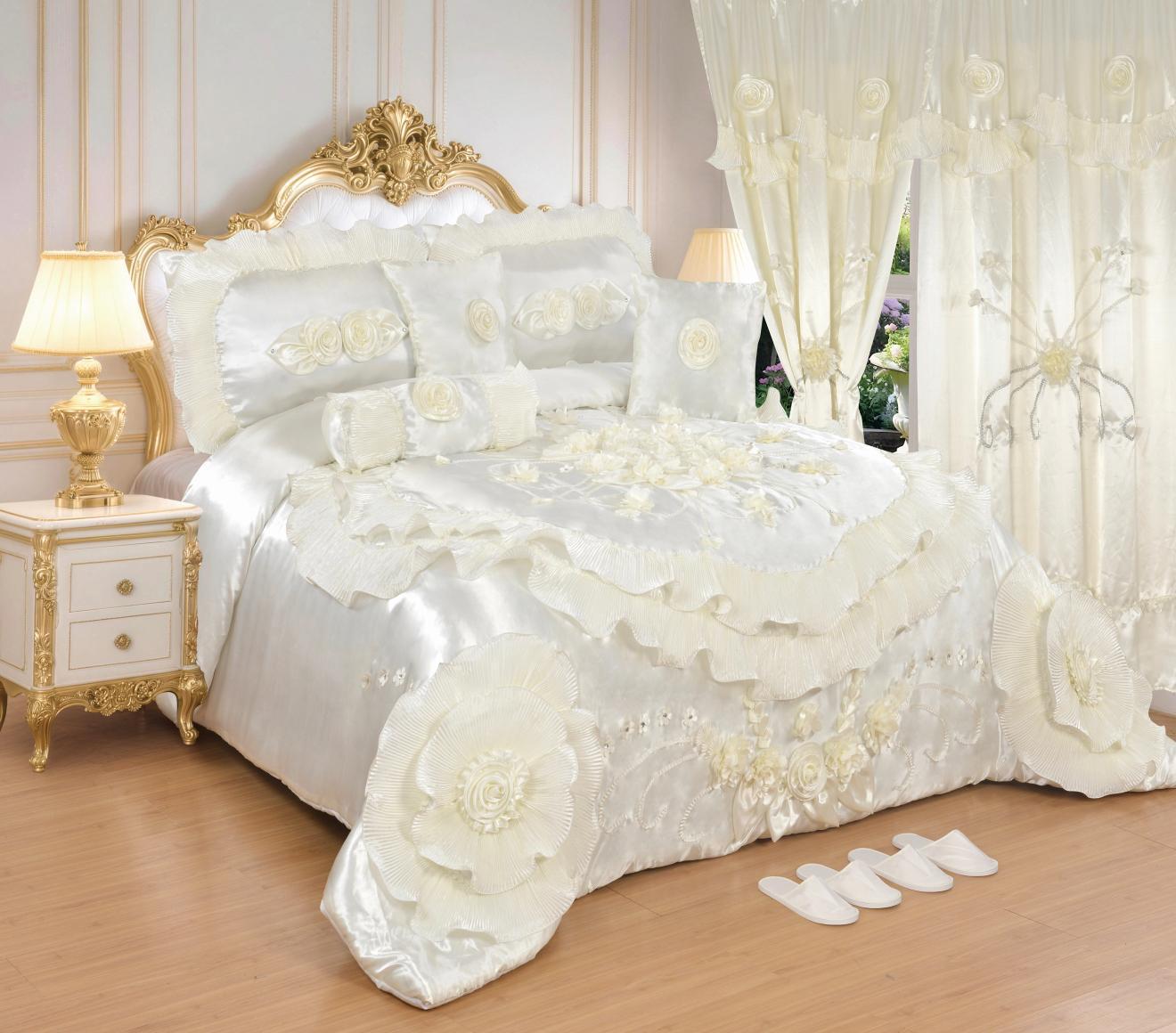 Luxury ivory royal bedding set