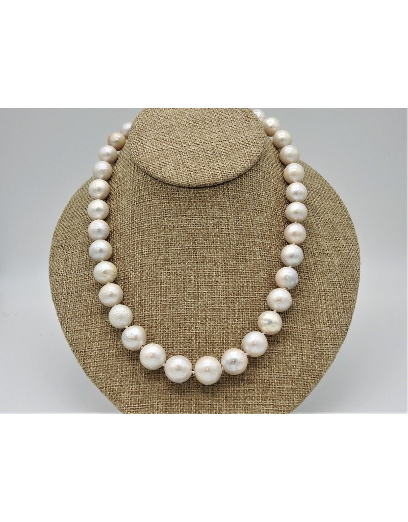 Cultured Pearl Strand Necklace